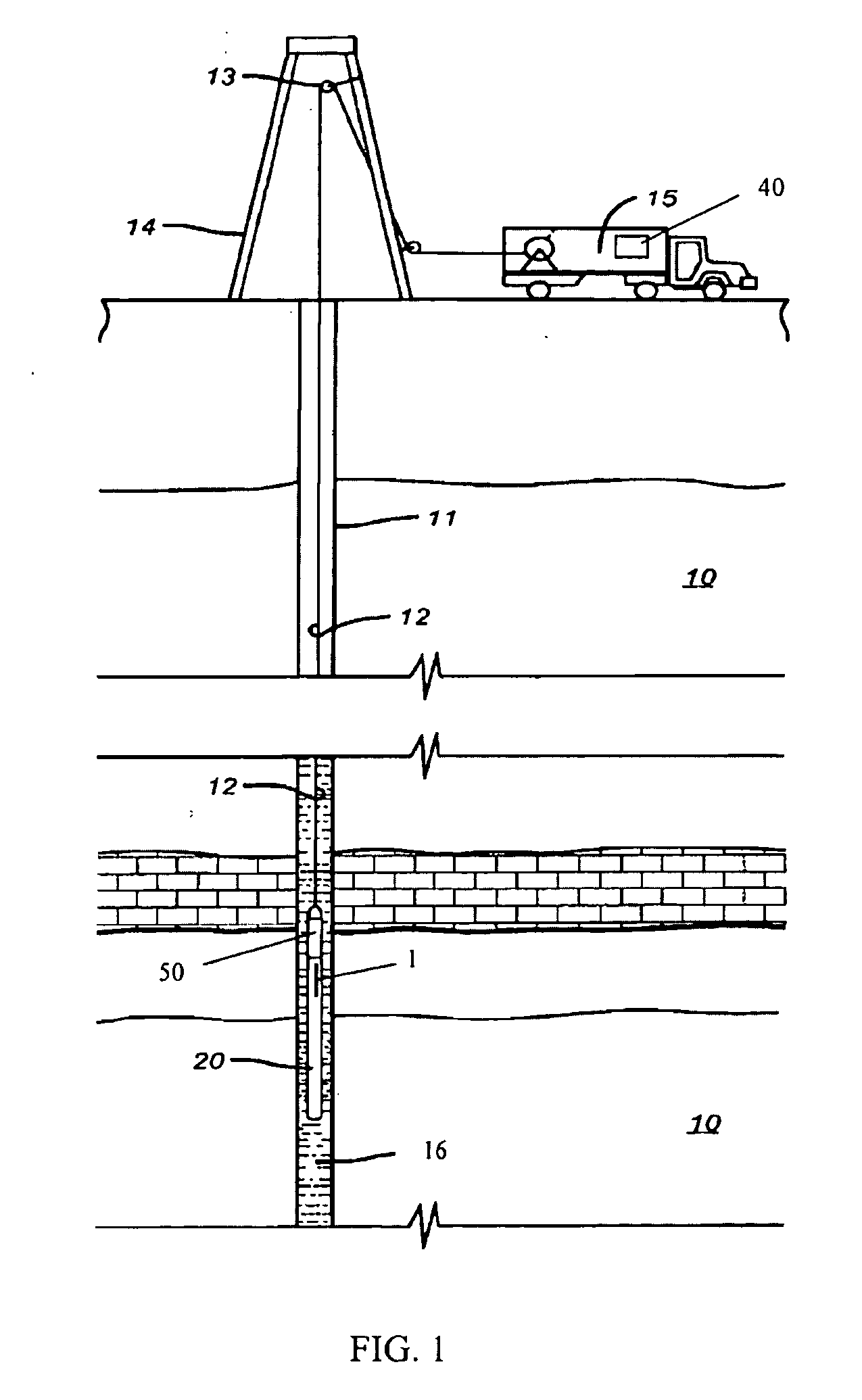 Apparatus and method for estimating filtrate contamination in a formation fluid
