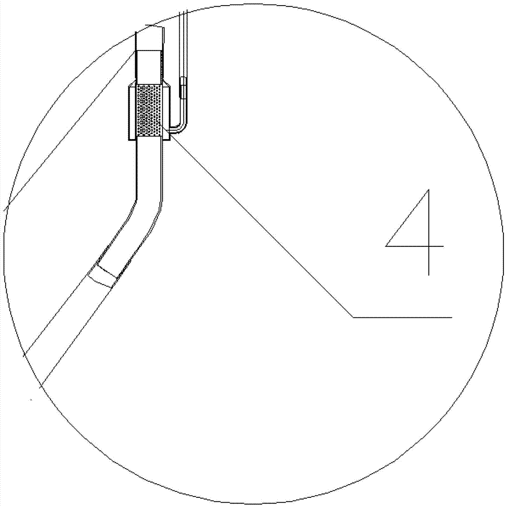 Sewage treatment device and method for net cage culture in large-sized water region