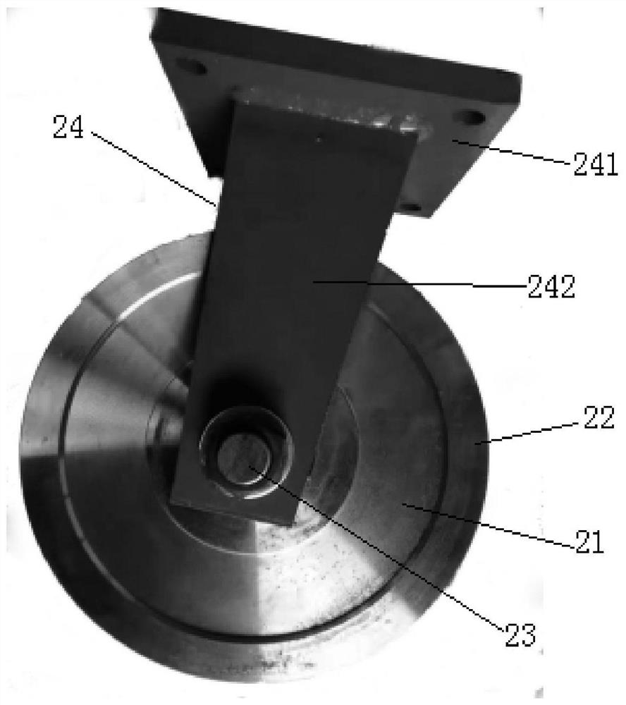 Wheeled vehicle trafficability in-situ test simulation device