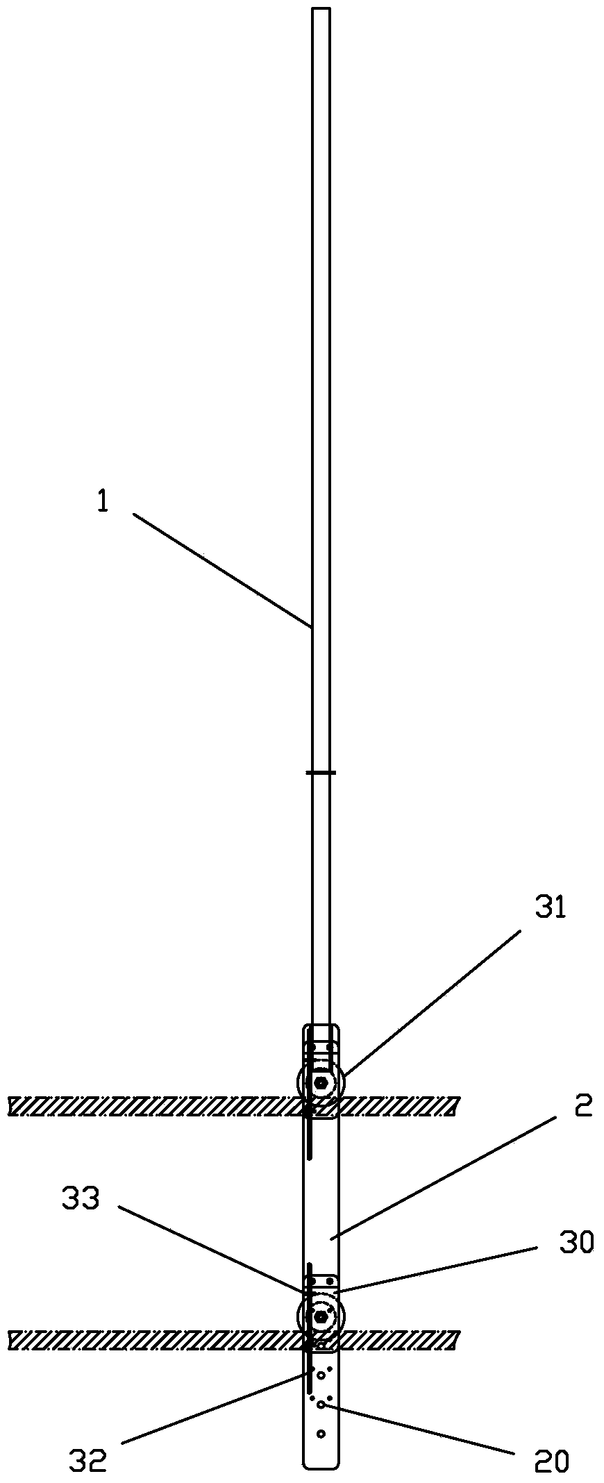 Live working phase spacing control device on equipotential wire
