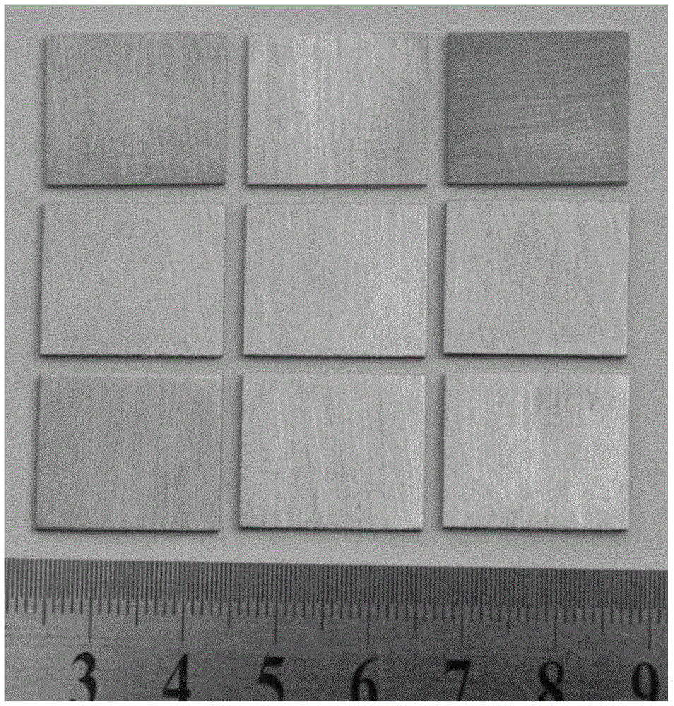 A method for rapidly preparing large-scale single-crystal graphene