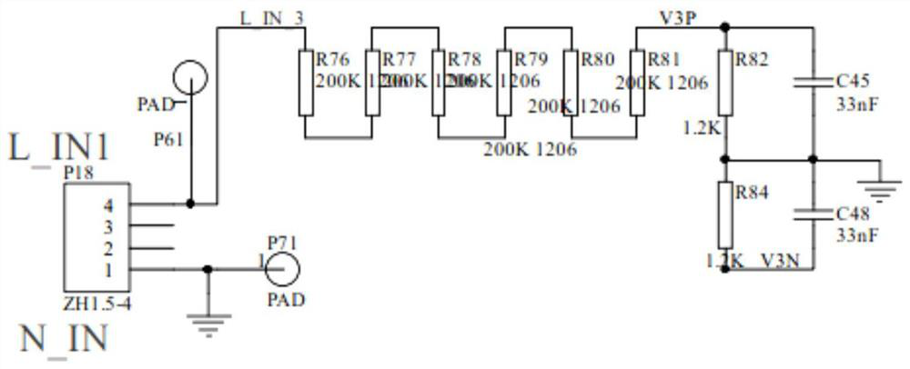 Circuit breaker capable of automatically calibrating closing force