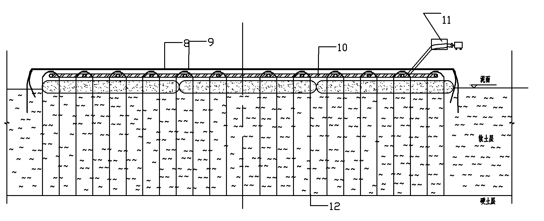 Method for quickly reinforcing ultra-soft soil foundation by using bagged sand cushion