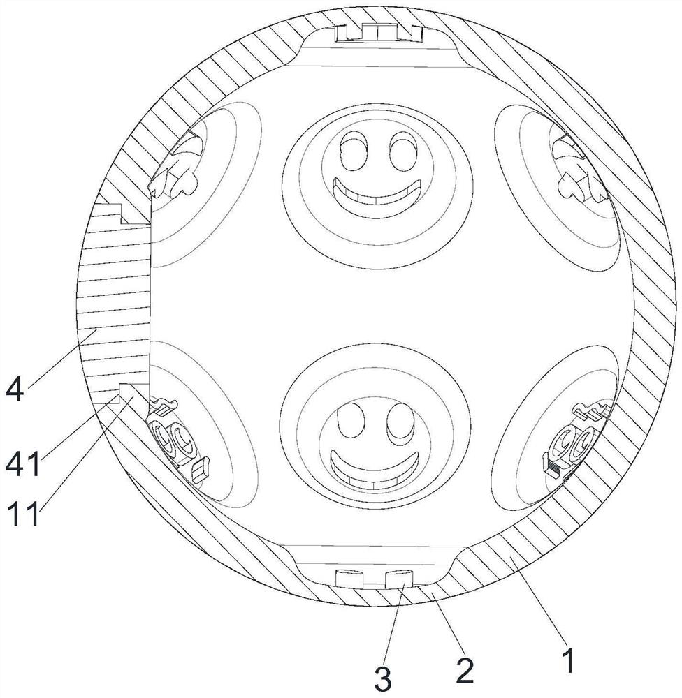 Toy ball and pattern display method thereof