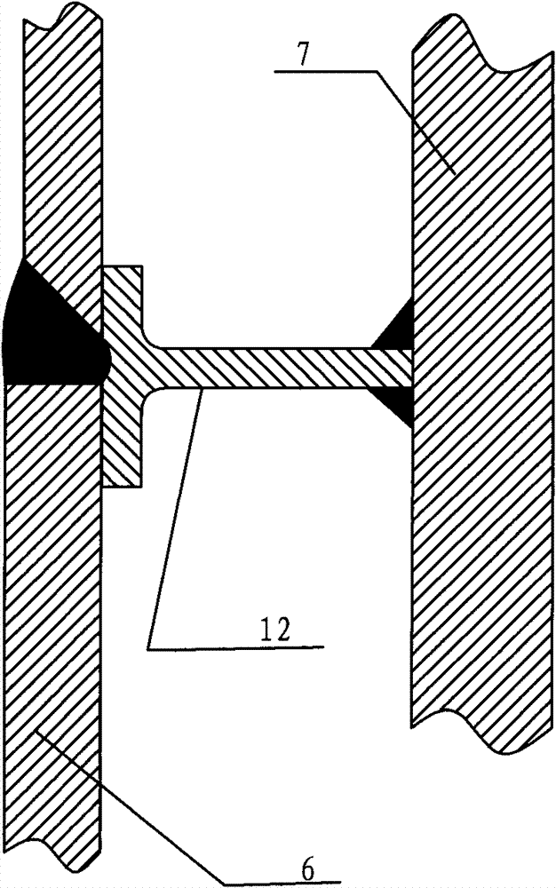 Wall board structure of fixed hydraulic balance extra large storage tank