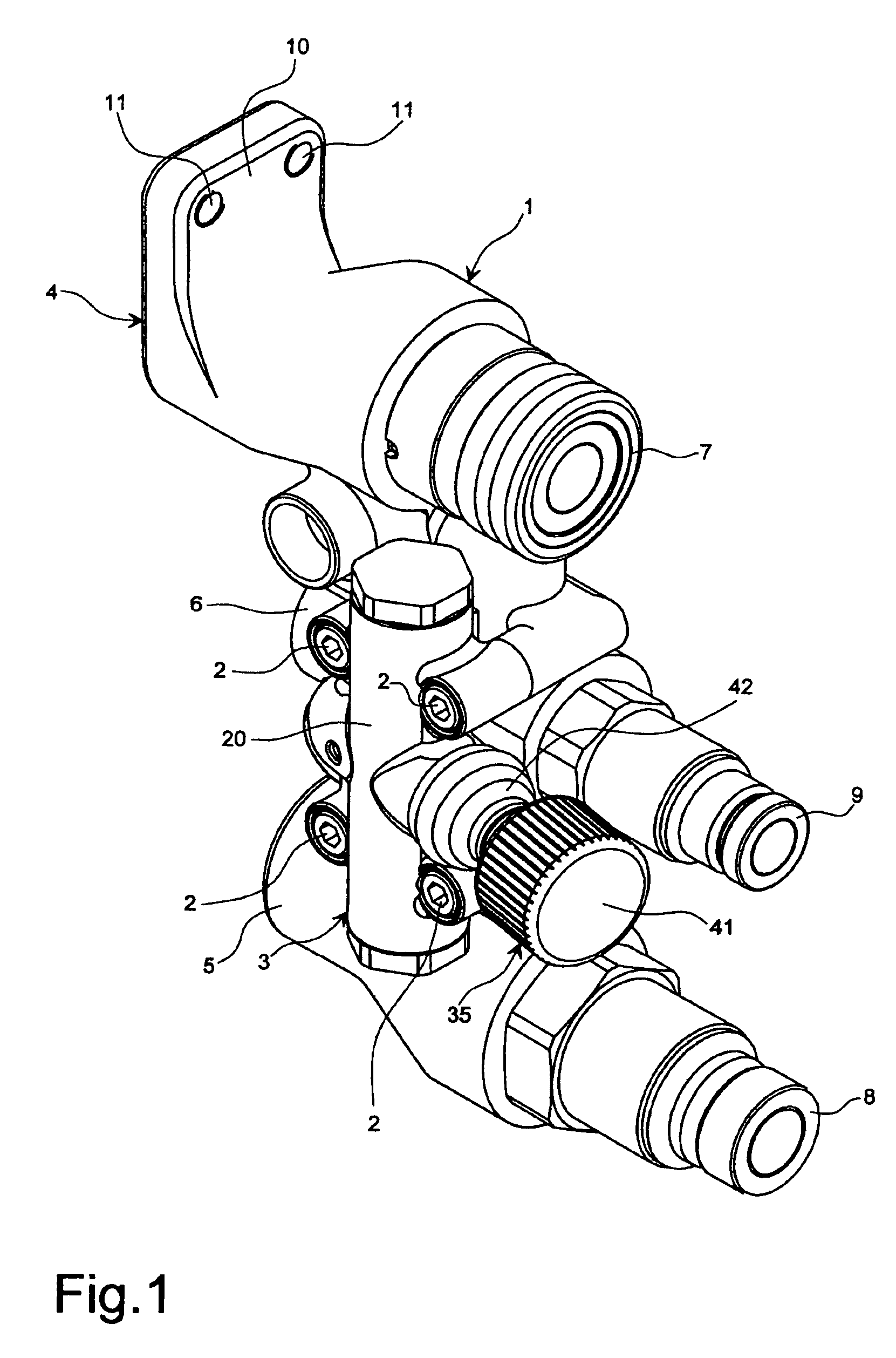 Hydraulic connection assembly with a pressure discharge control, positionable between an onboard hydraulic circuit of an engineering vehicle and a removable hydraulic equipment