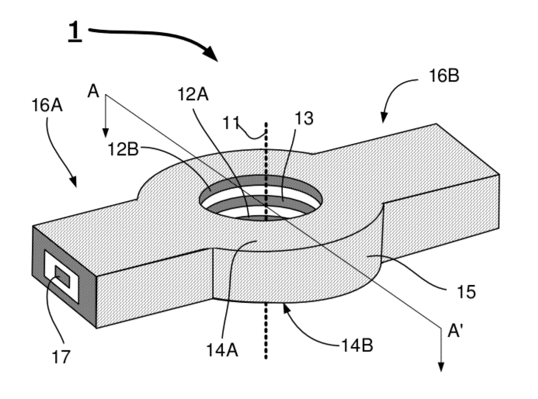 Method for centering an optical element in a TEM comprising a contrast enhancing element
