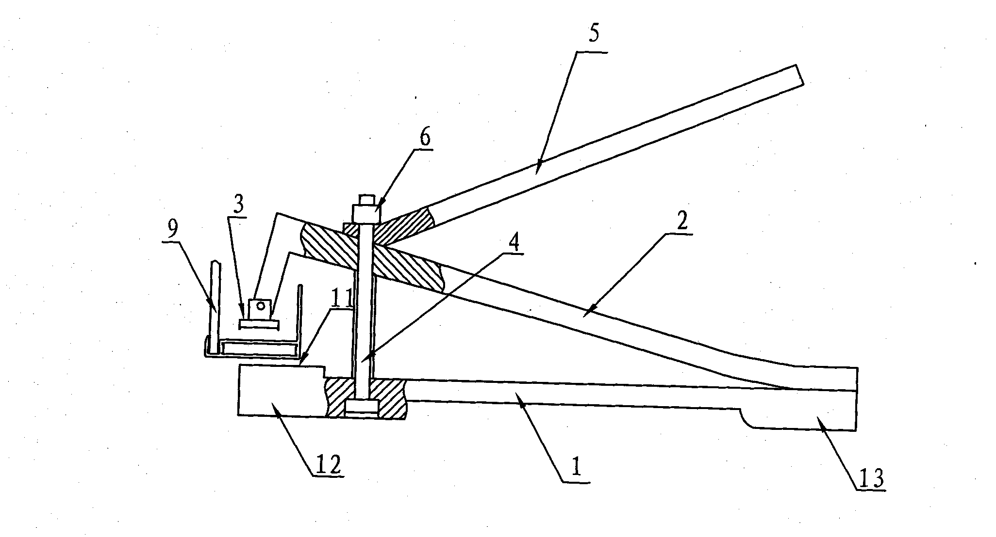 Manual clamping and meshing tool for aluminum frames of solar battery assembly