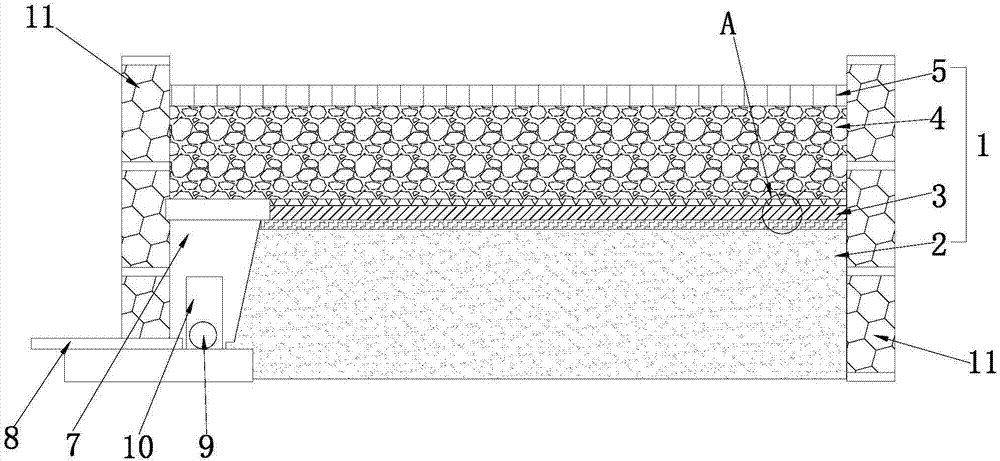 Water permeable asphalt road surface and construction method thereof