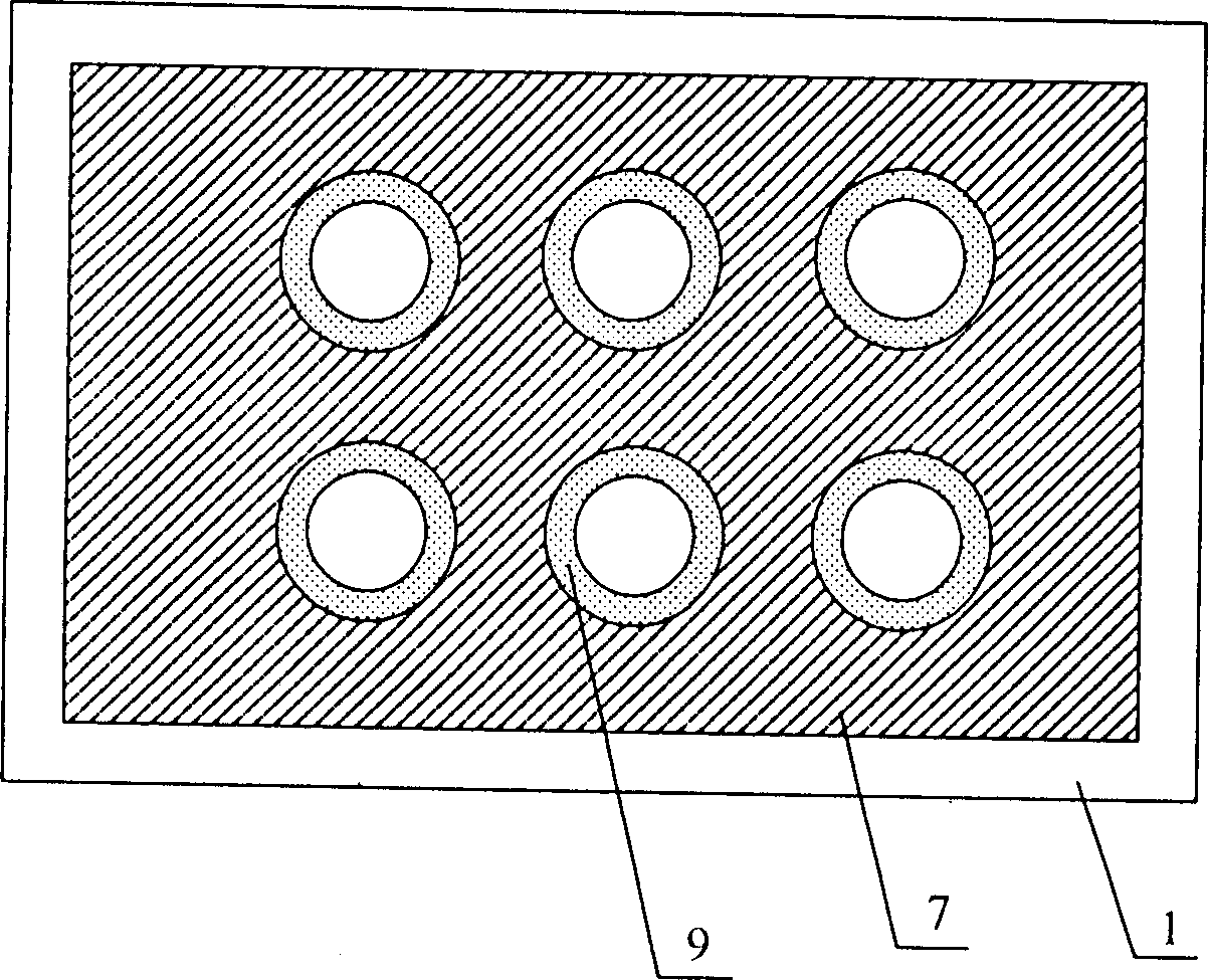 Flat panel display with integrated step type slot grid structure