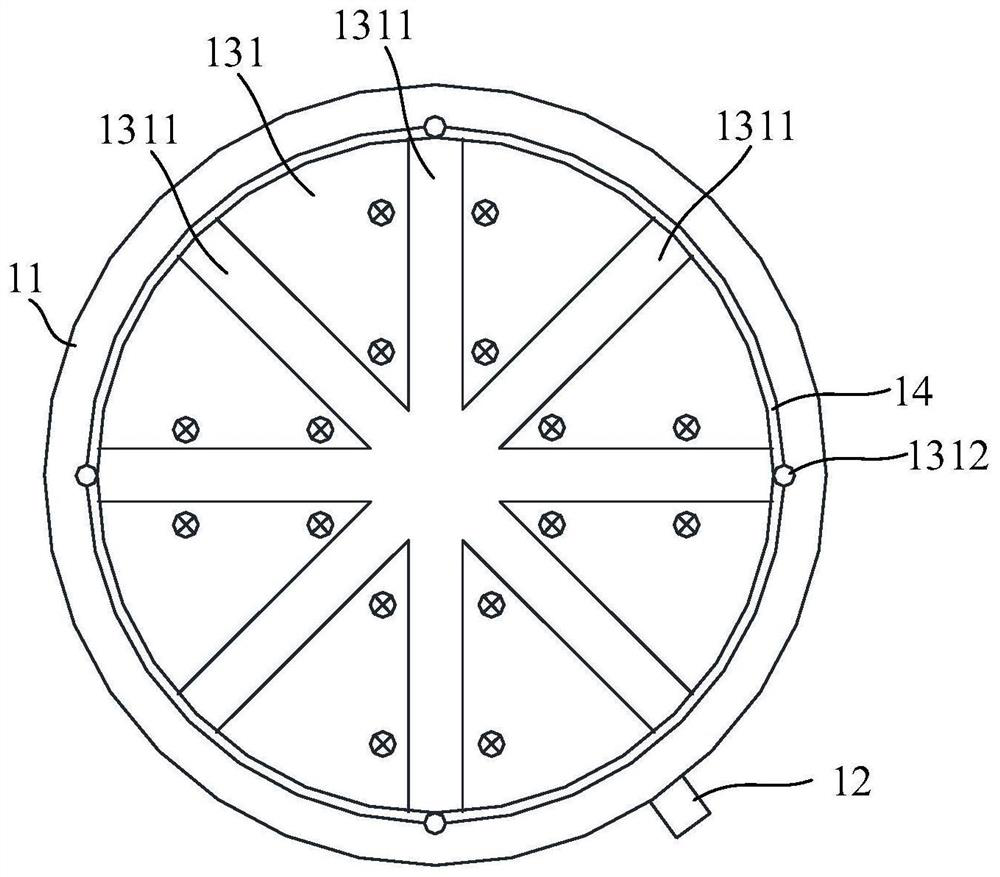 Charging-discharging type floating body and fishing-light complementary system