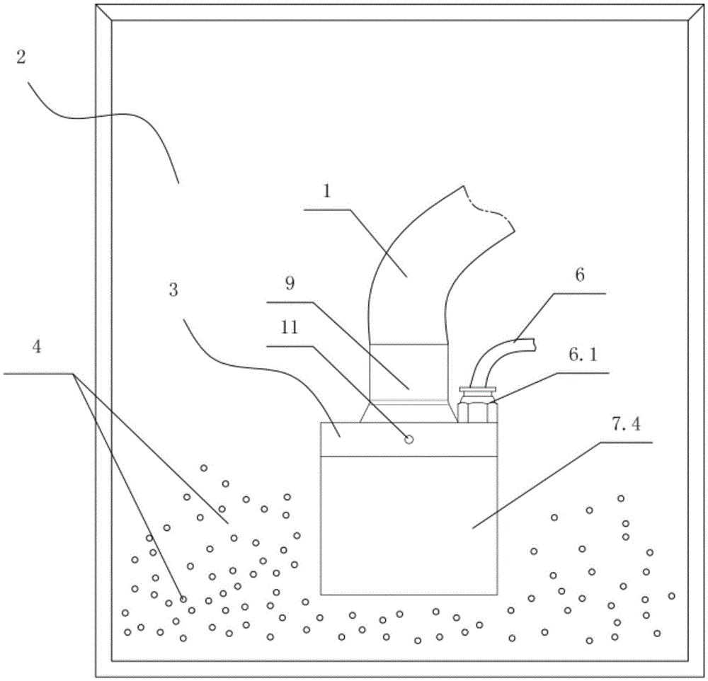 Injection molding machine automatic feeding device