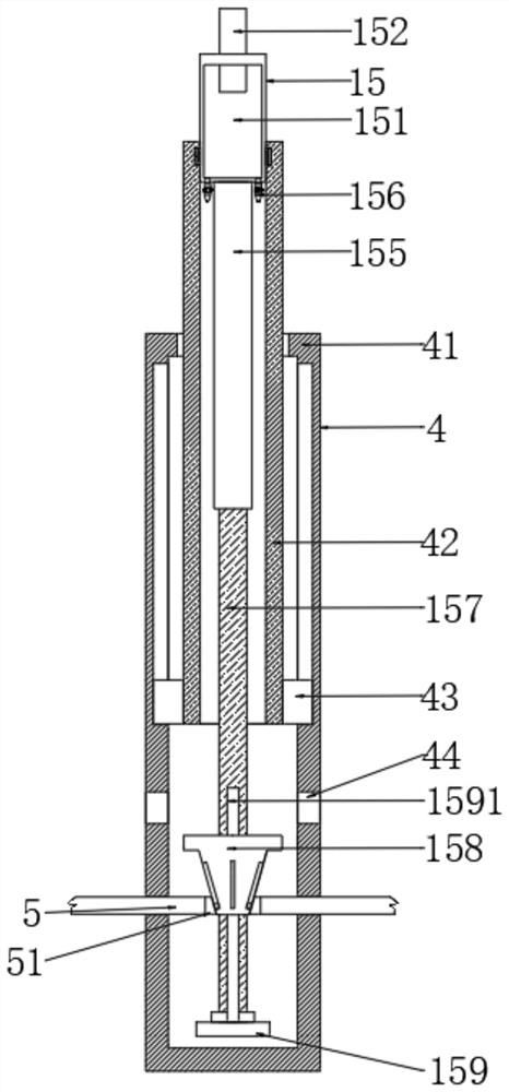 Combined multi-ring and multi-hole construction device and method for intercepting cement concrete pile heads