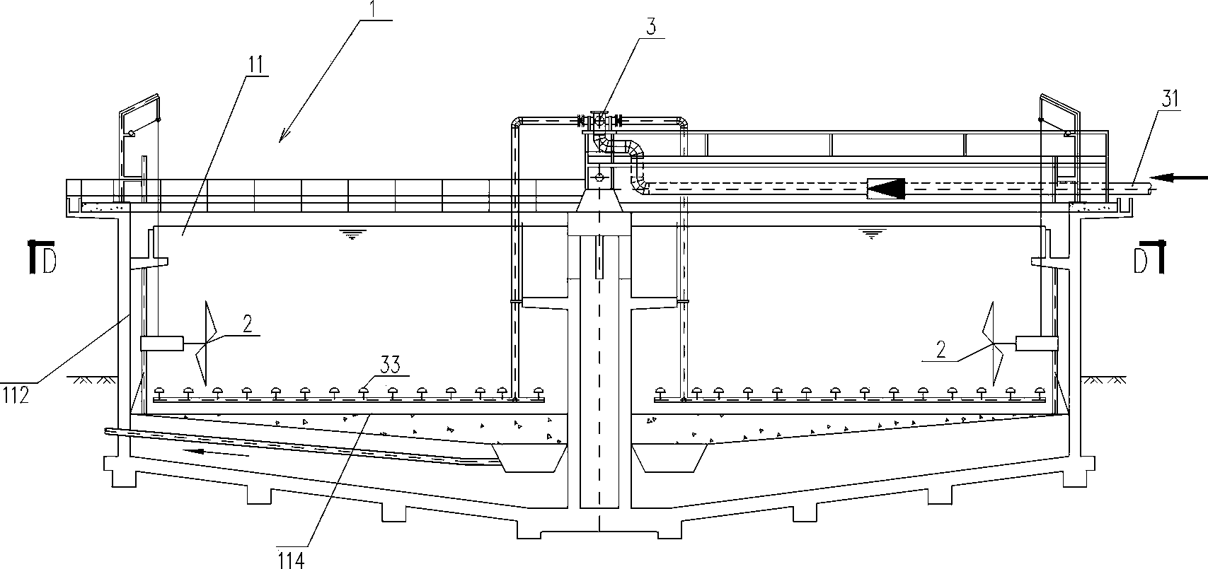 Primary settling tank-transformed biological alternating tank structure and sewage treatment method of primary settling tank