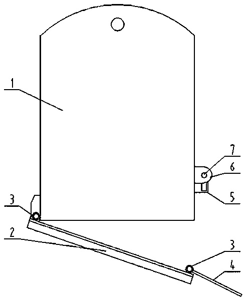 Semi-autogenous mill steel ball hoisting and charging device capable of effectively preventing steel balls from falling