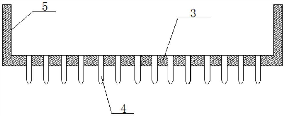 A method and device for extracting 2,6-xylenol from crude phenol