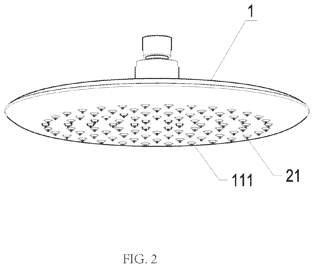 Self-cleaning water outlet device and a swinging water outlet device
