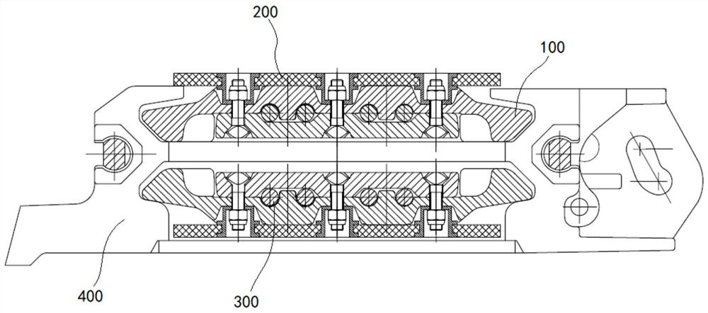 Material conveying device