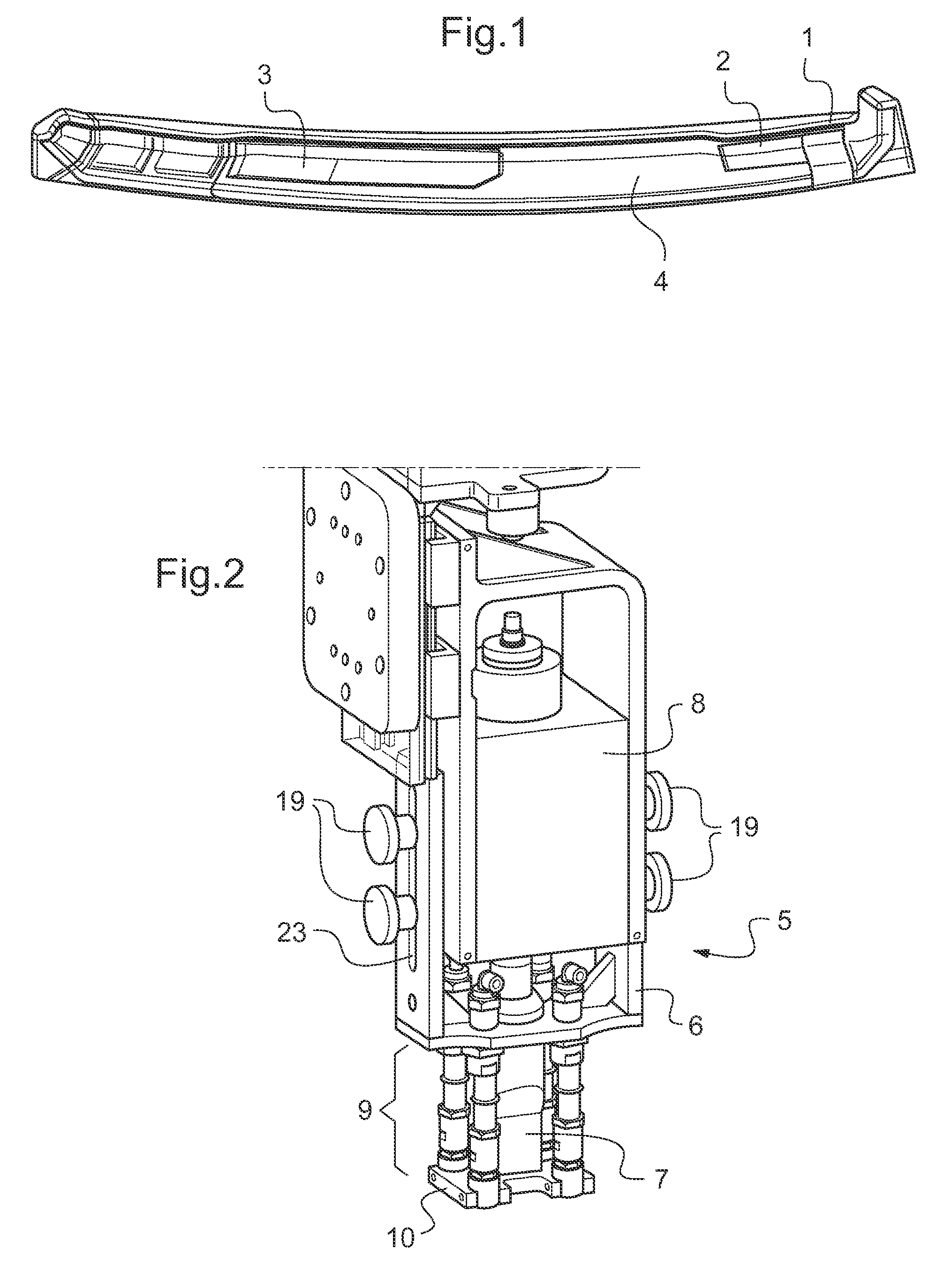 Ultrasonic welding device and method of operating said device