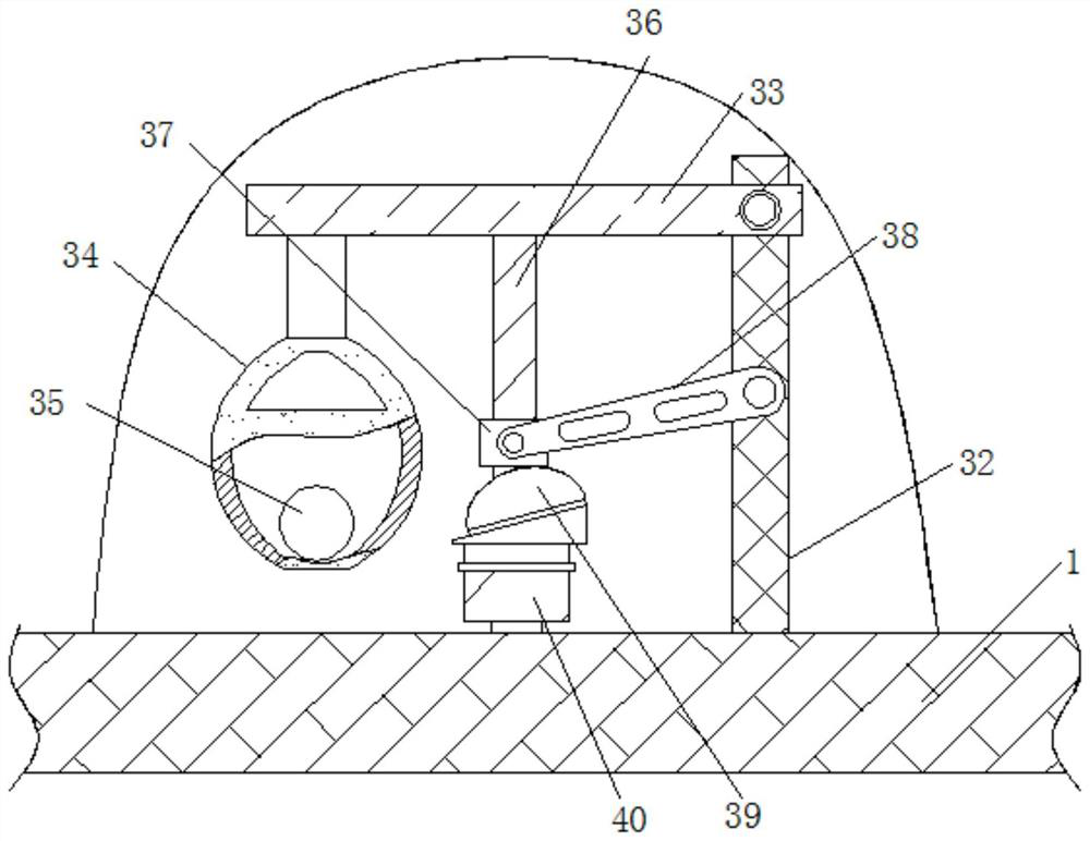 Outdoor camera automatic cleaning device capable of avoiding dust shielding