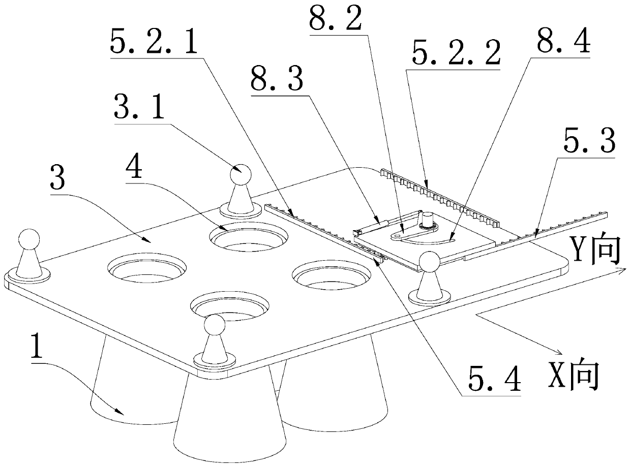 Powder cleaning device for atomizing powder manufacturing equipment