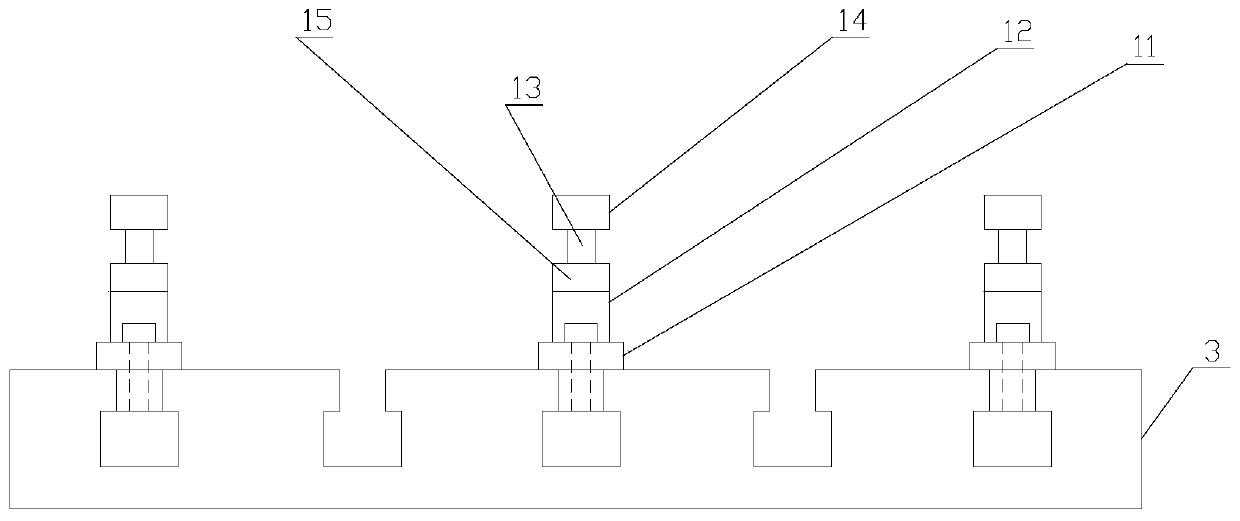 Multi-functional support device for middle bench body processing of high-speed precision punching machine