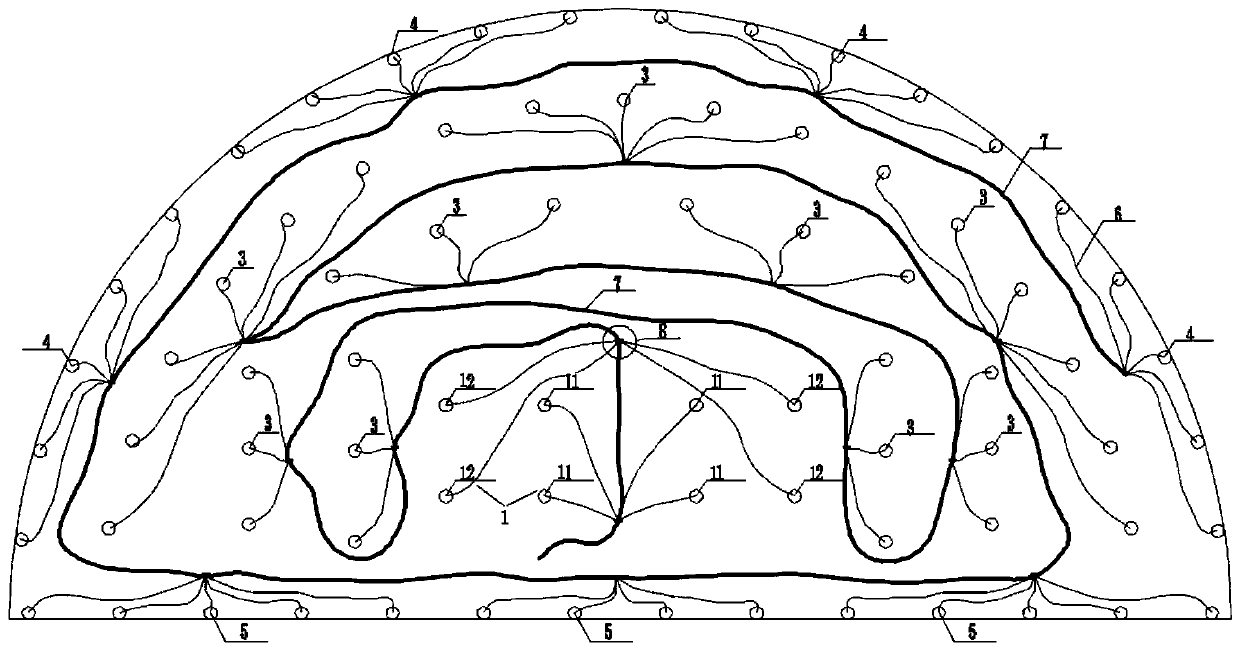 Hole-outside micro-differential networked construction method for reducing blasting vibration in tunnel excavation