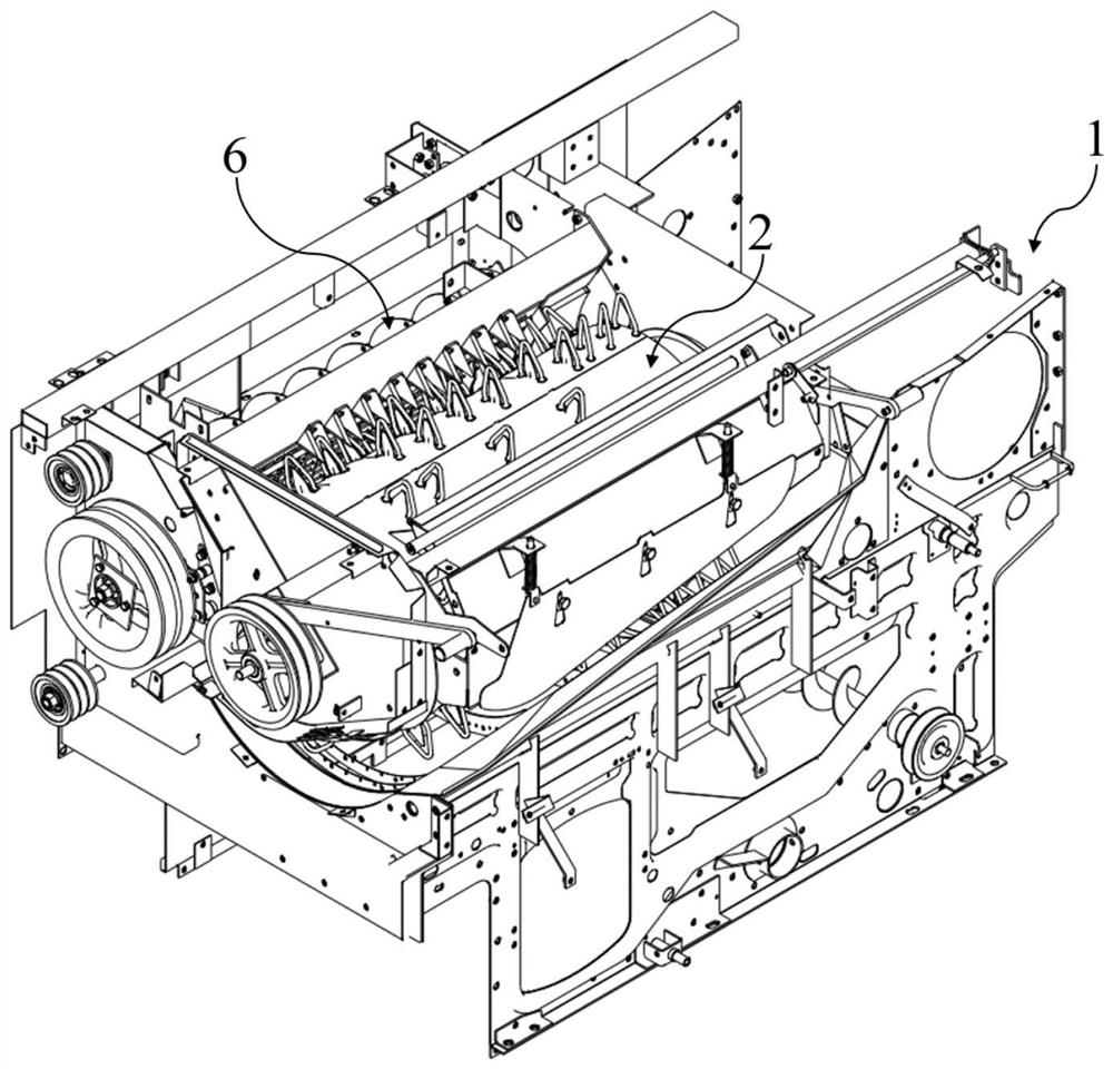 Half-feeding combine harvester threshing device and threshing method