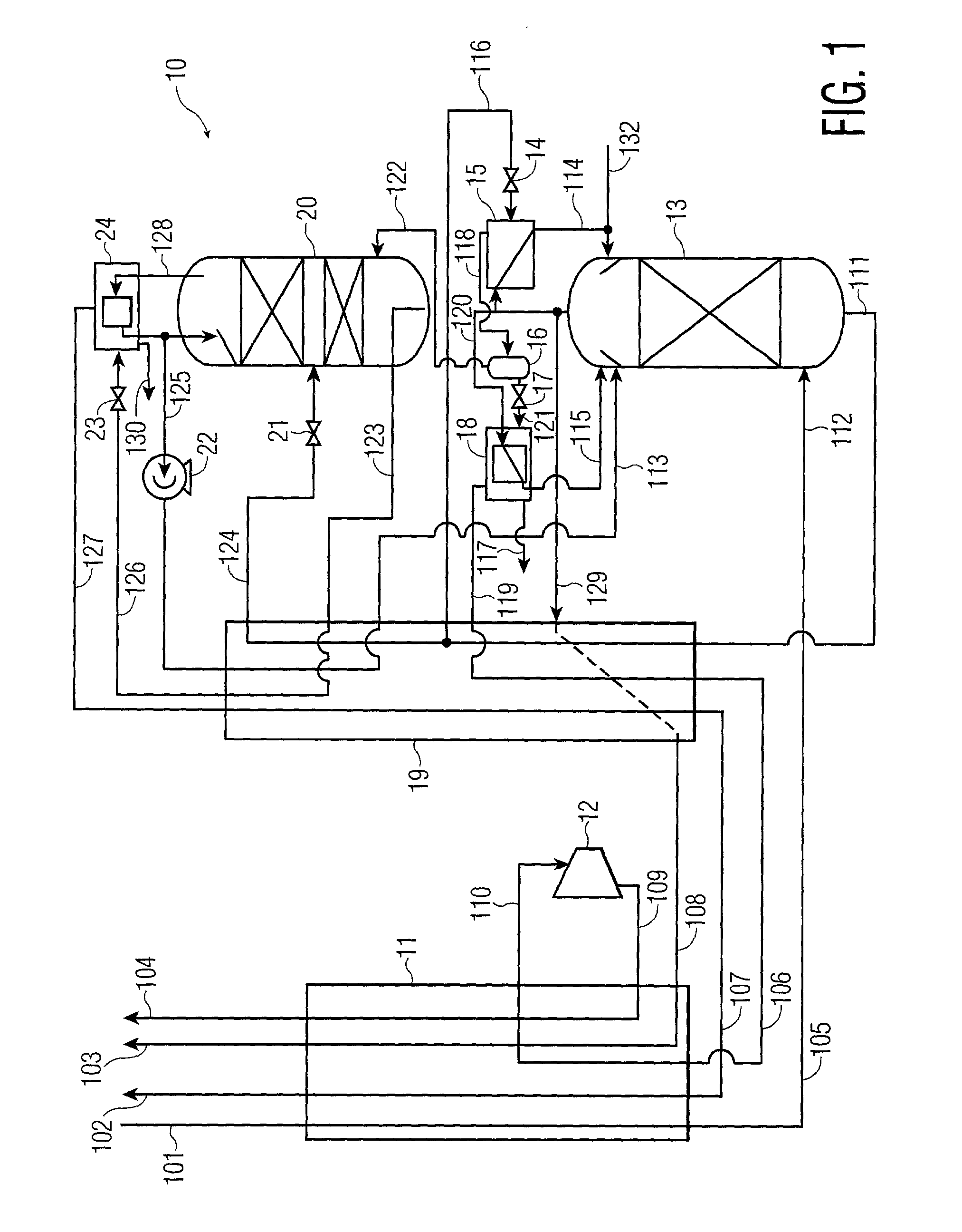 Method and apparatus for producing nitrogen from air by cryogenic distillation