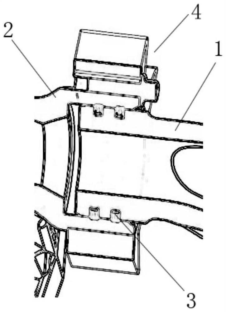 Segmental exhaust pipe with cooling blades