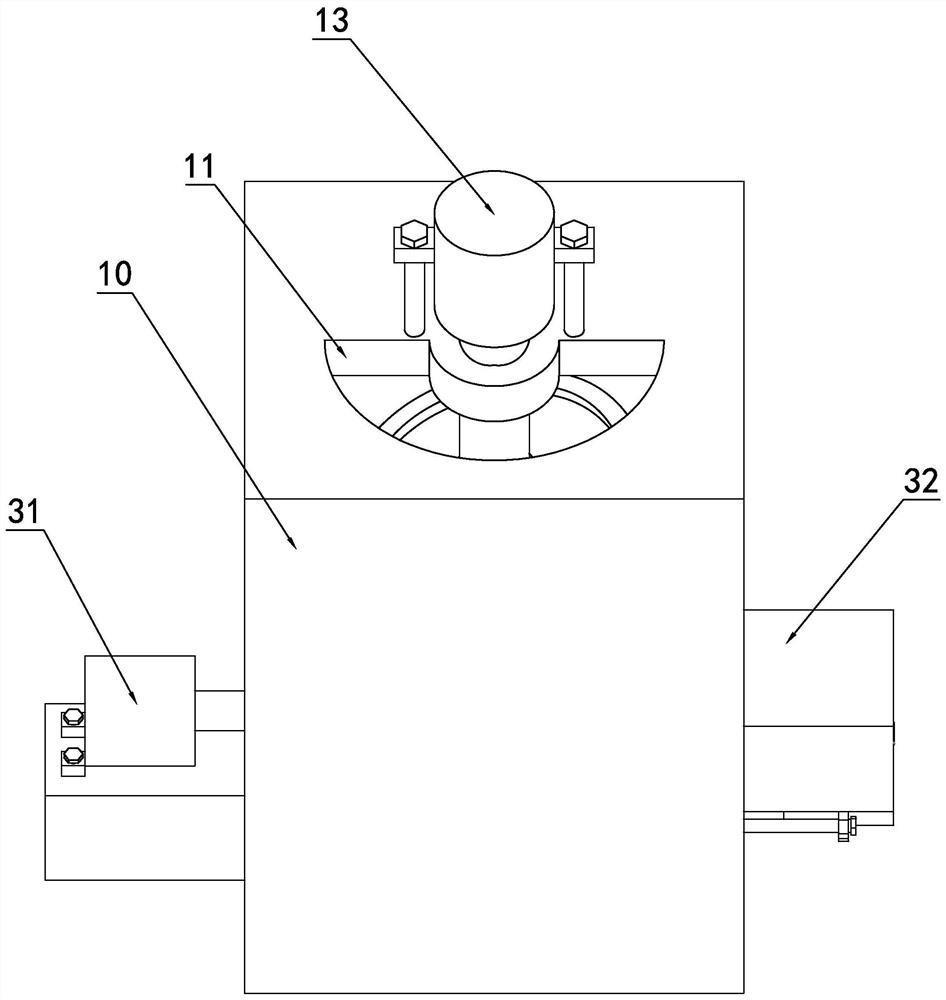 Solid-liquid separation device for recycling road paving waste asphalt