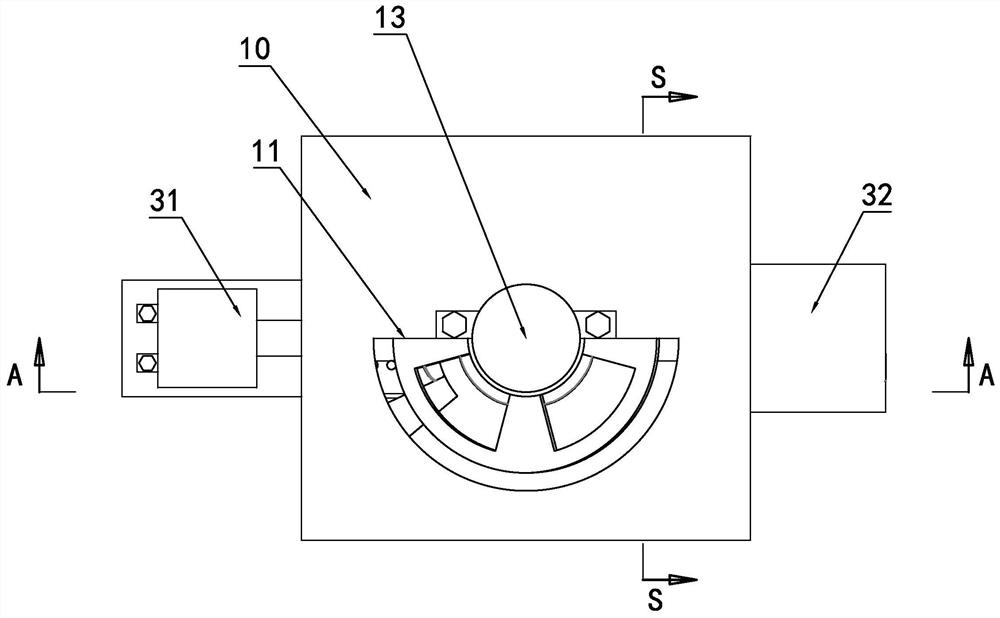 Solid-liquid separation device for recycling road paving waste asphalt