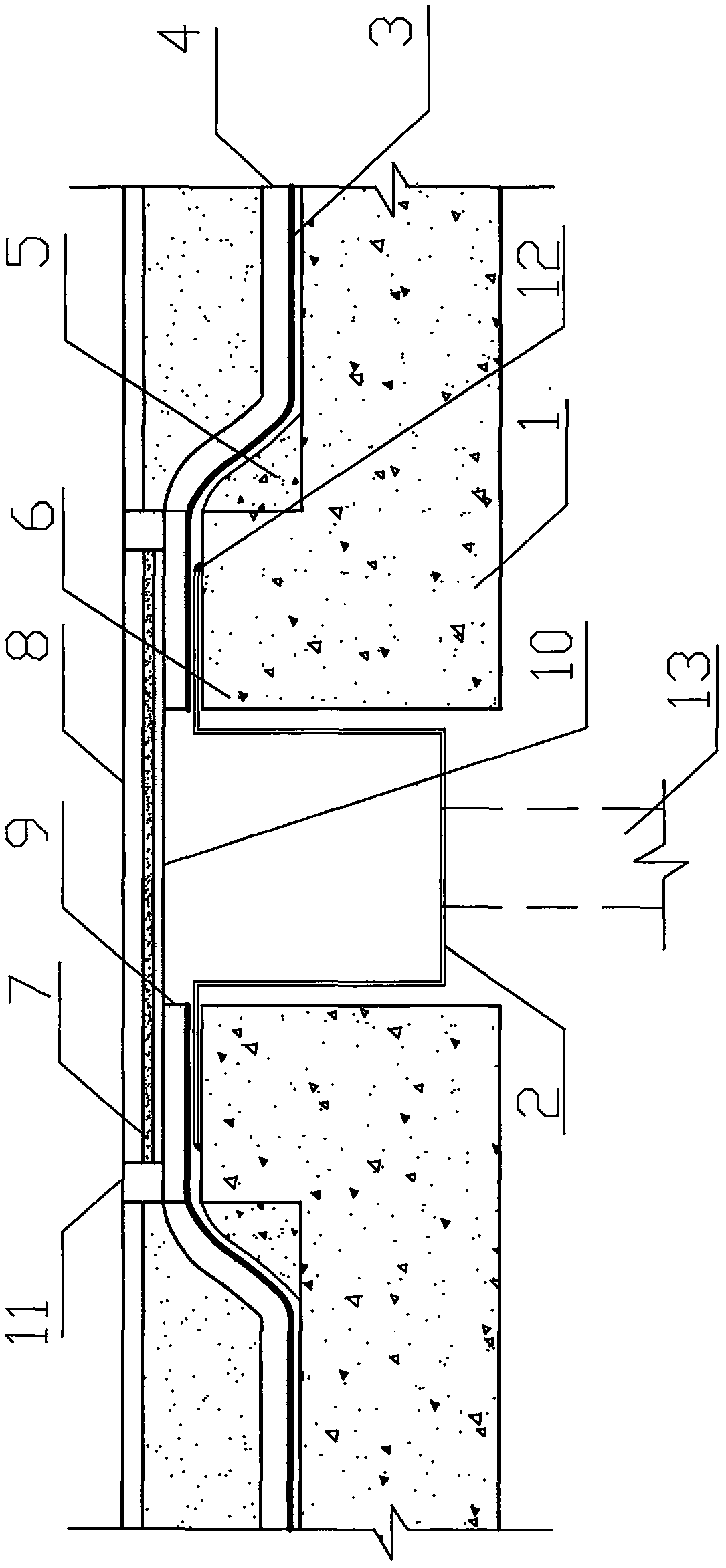 Floor deformation joint waterproof structure combining preventing with draining and construction method