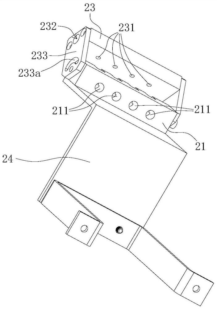 Capsule opening sealing and transferring device