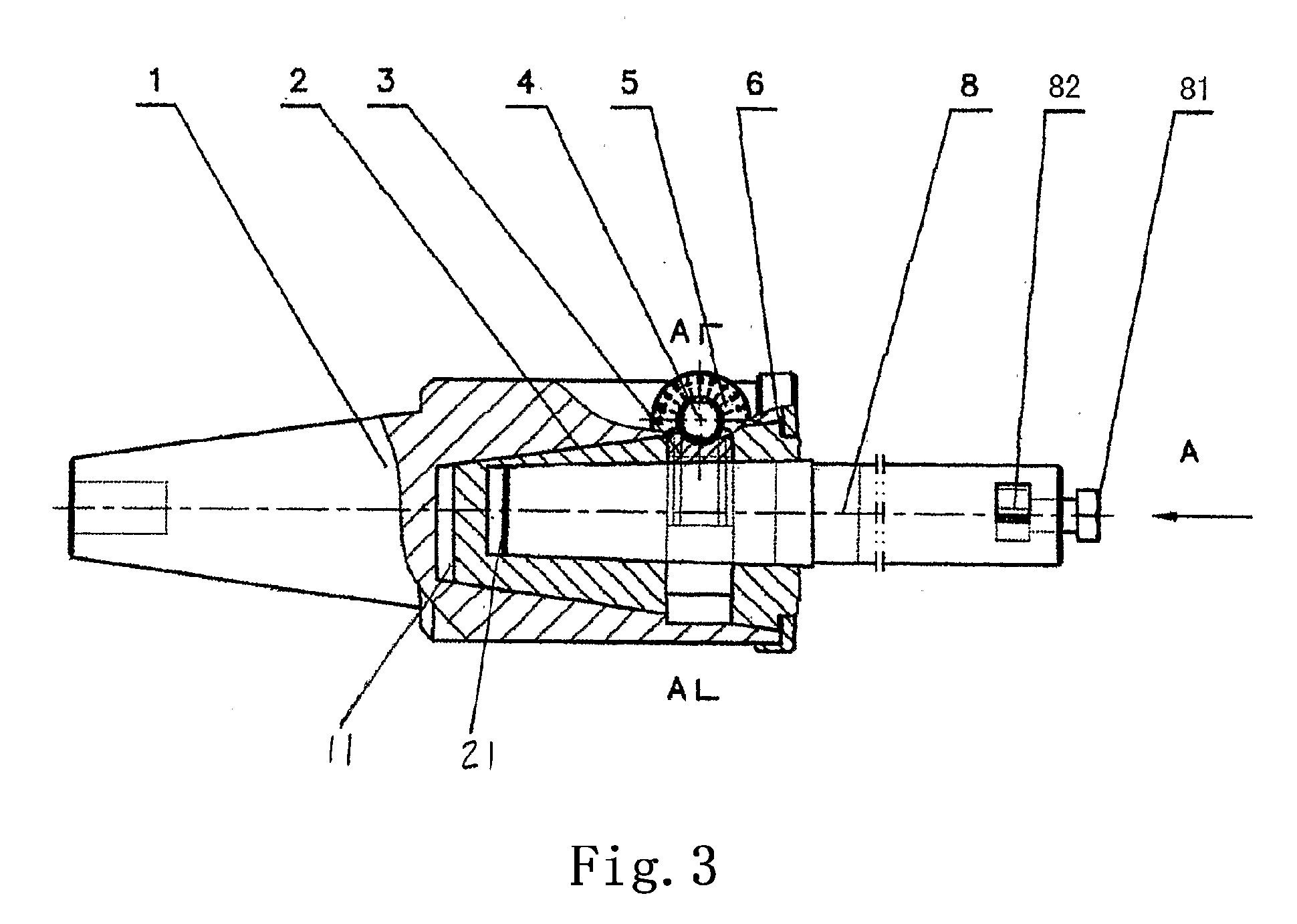 Fine adjusting method of the feed amount of the boring cutter and the adjusting device thereof