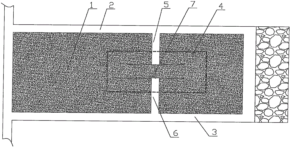 Prevention method of rock burst in roadway of mining coal mine