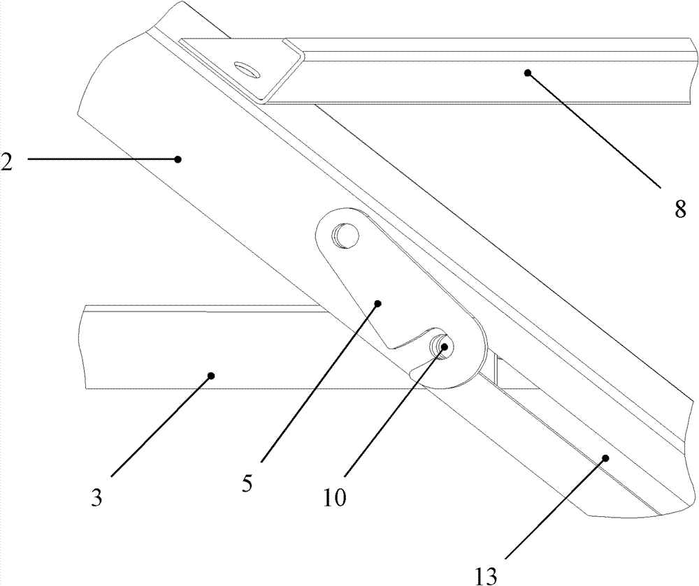 Folding solar water heater bracket