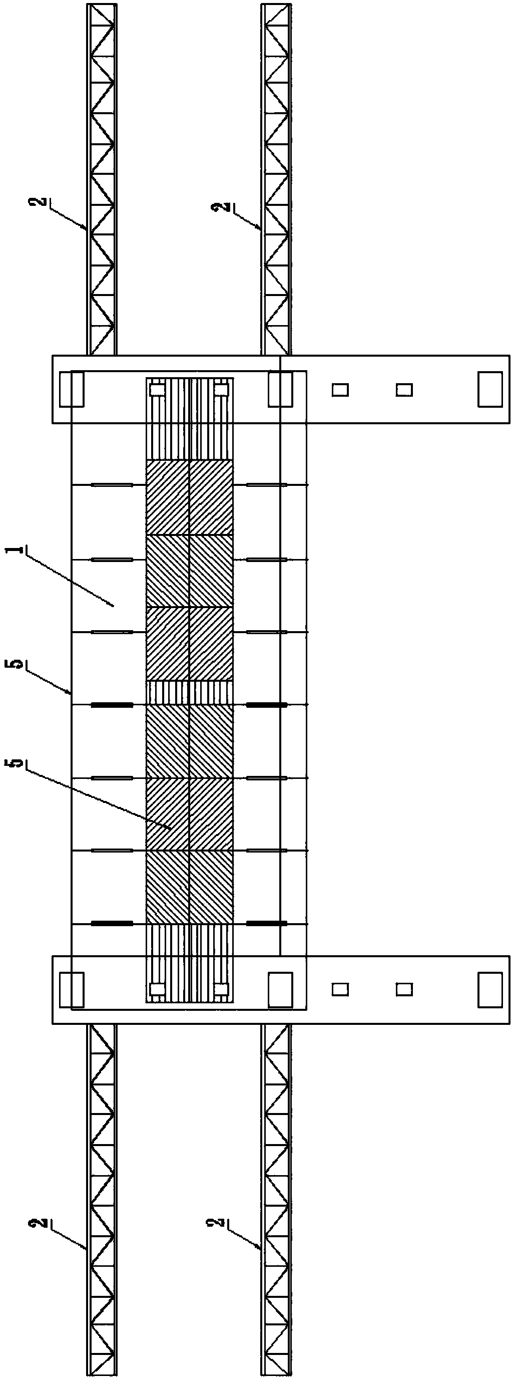 Downward-moving formwork used for highway box girder in road-rail joint construction section and its application method