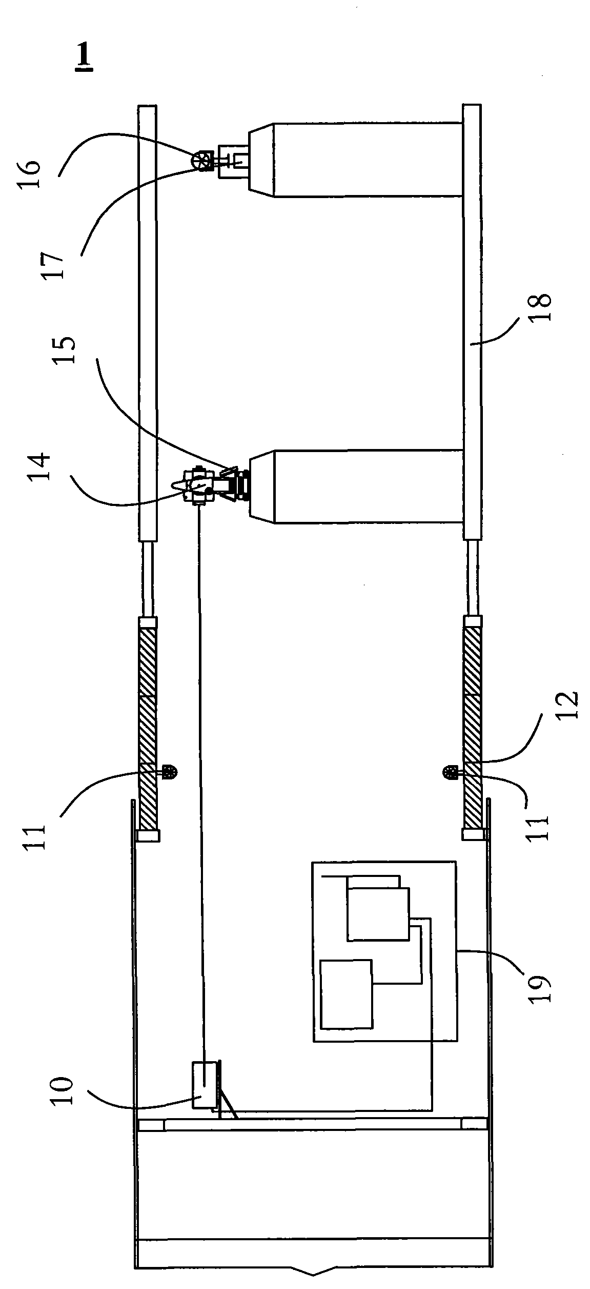 Measuring device and method of dynamic real-time measurement of position and posture of pipe pushing jack