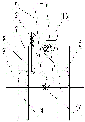 Human-assisted and handheld type electric litchi girdling device provided with coil spring and buckle and capable of realizing diameter-variable clamping of branches