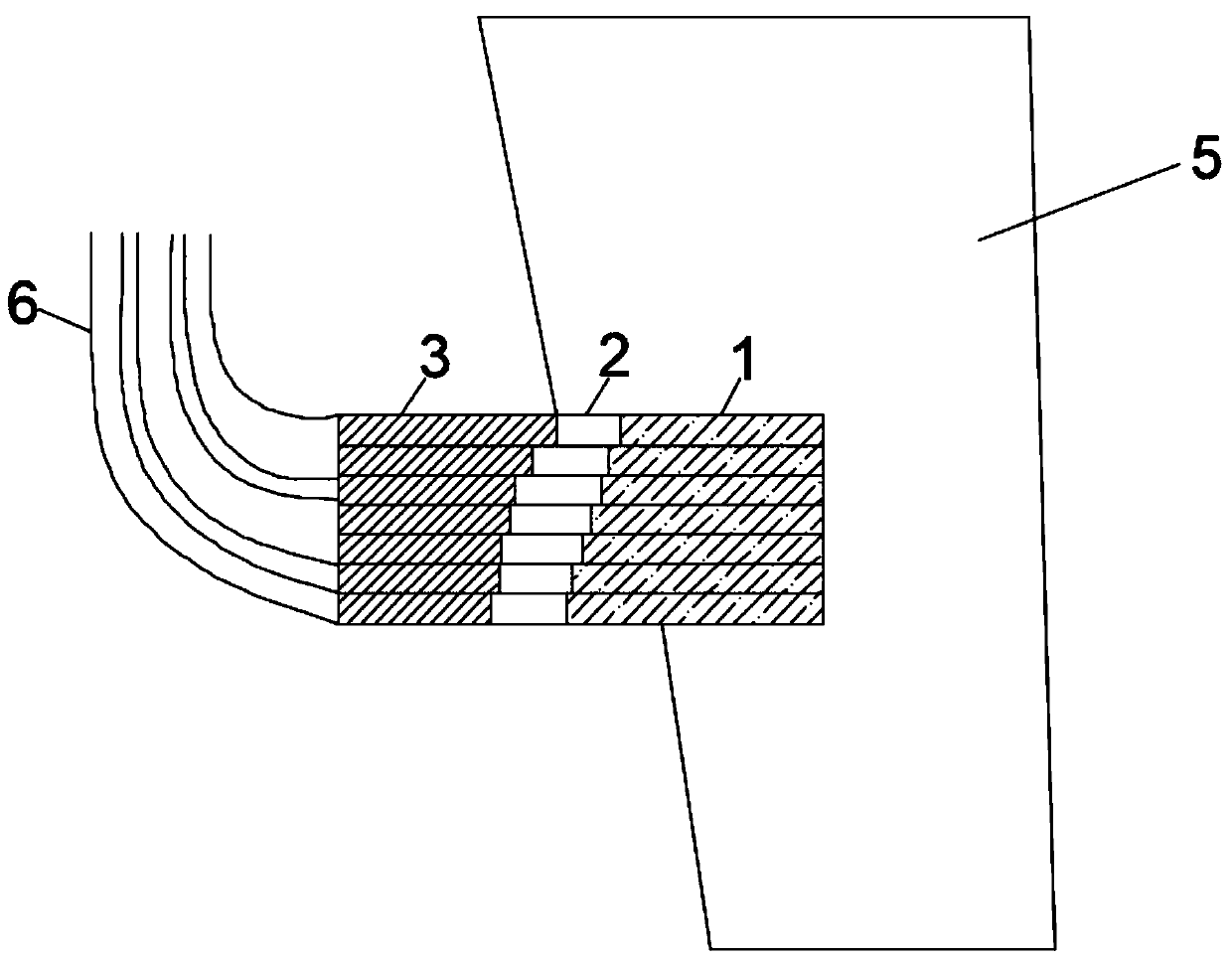 Bionic three-phase tissue engineering scaffold