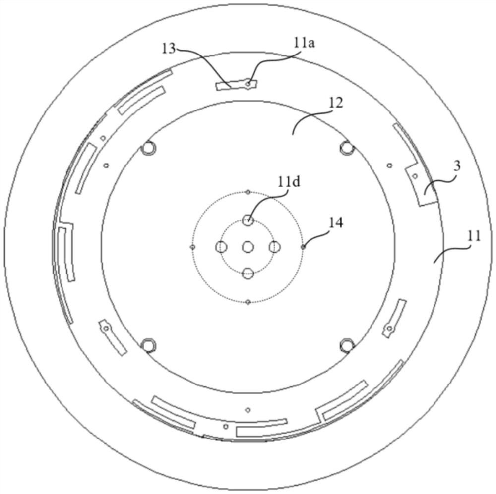 Integrated GNSS antenna device with multipath suppression function