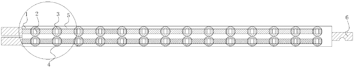 Two-color temperature flexible filament and packaging method thereof