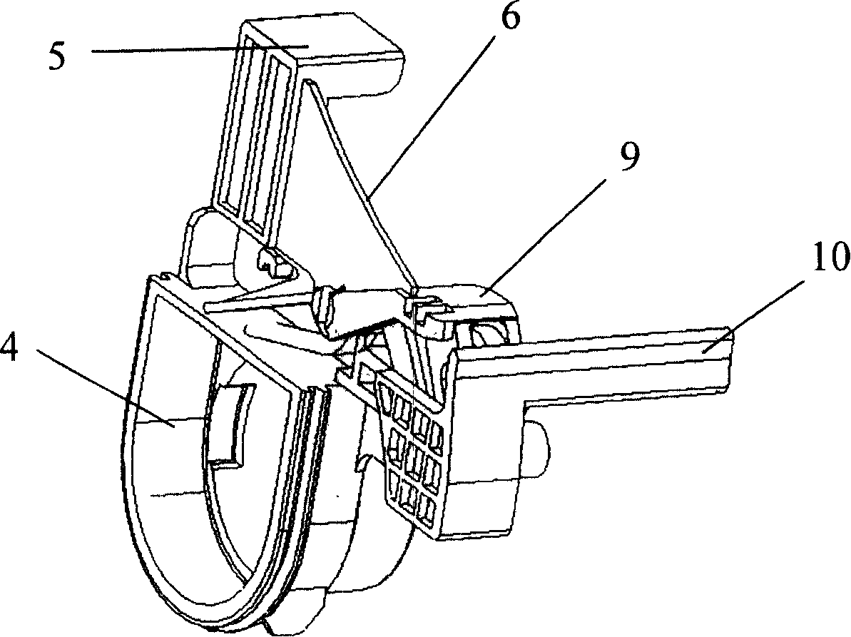 Braking structure of coil winder of suction sweeper