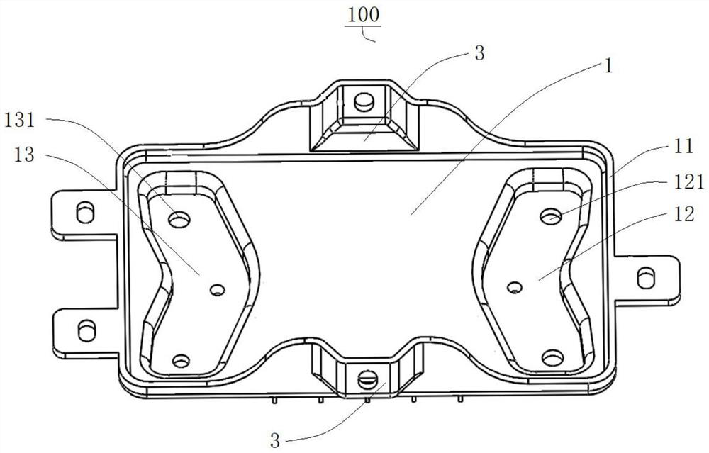 Battery trays and vehicles