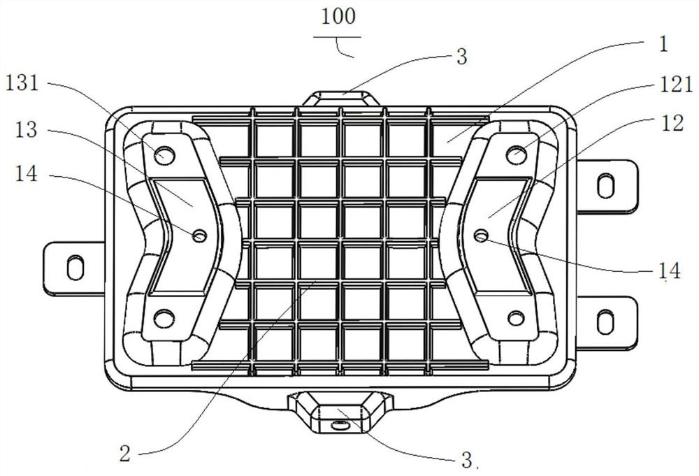 Battery trays and vehicles