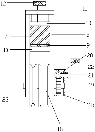 An auxiliary device for replacing tensile insulators for power transmission and its use method