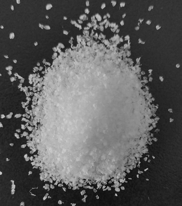 A kind of cross-linked chitosan hemostatic powder and preparation method thereof