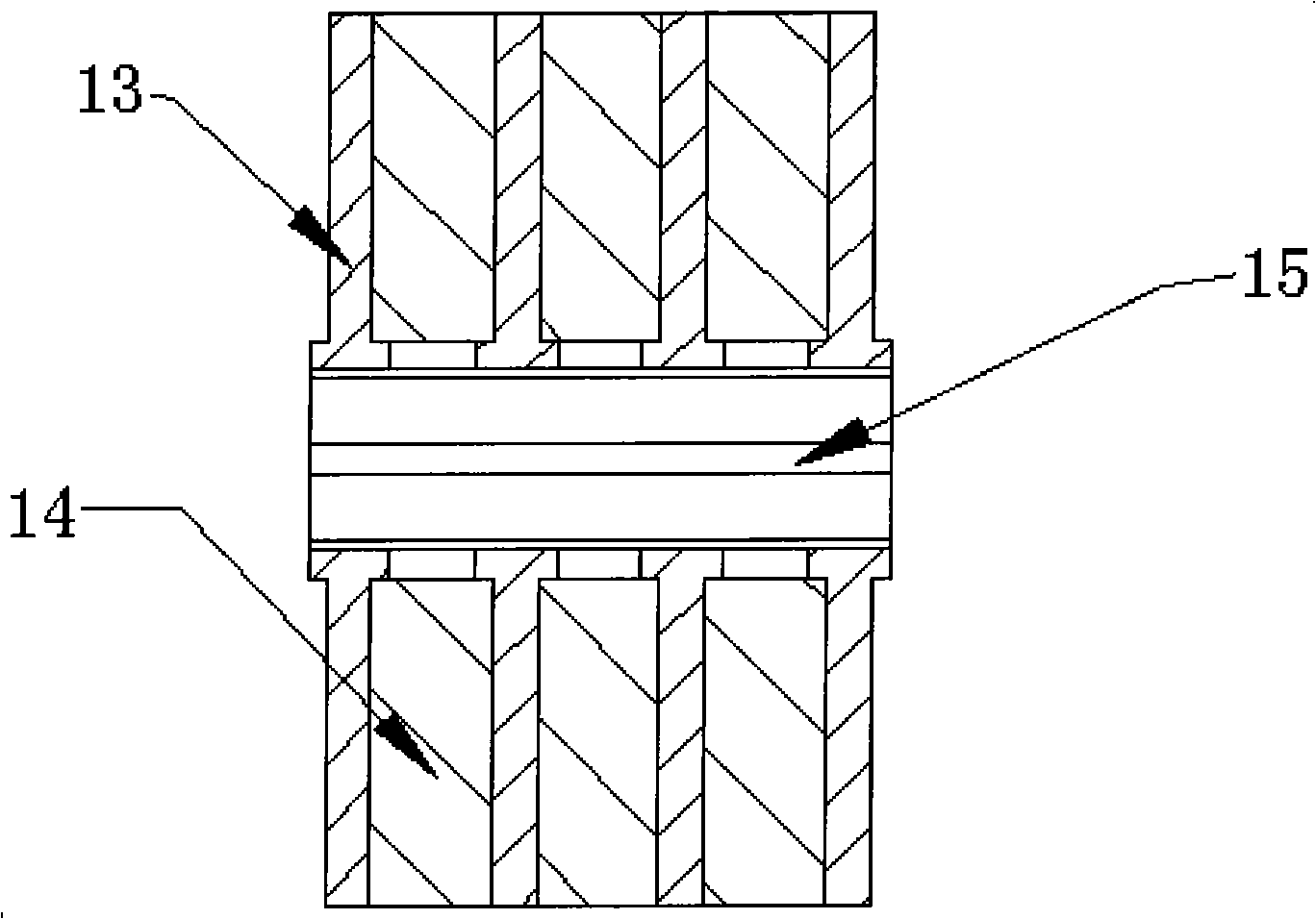 Pole shoe used for slow-wave heat dissipation of millimeter traveling wave tube and production method thereof