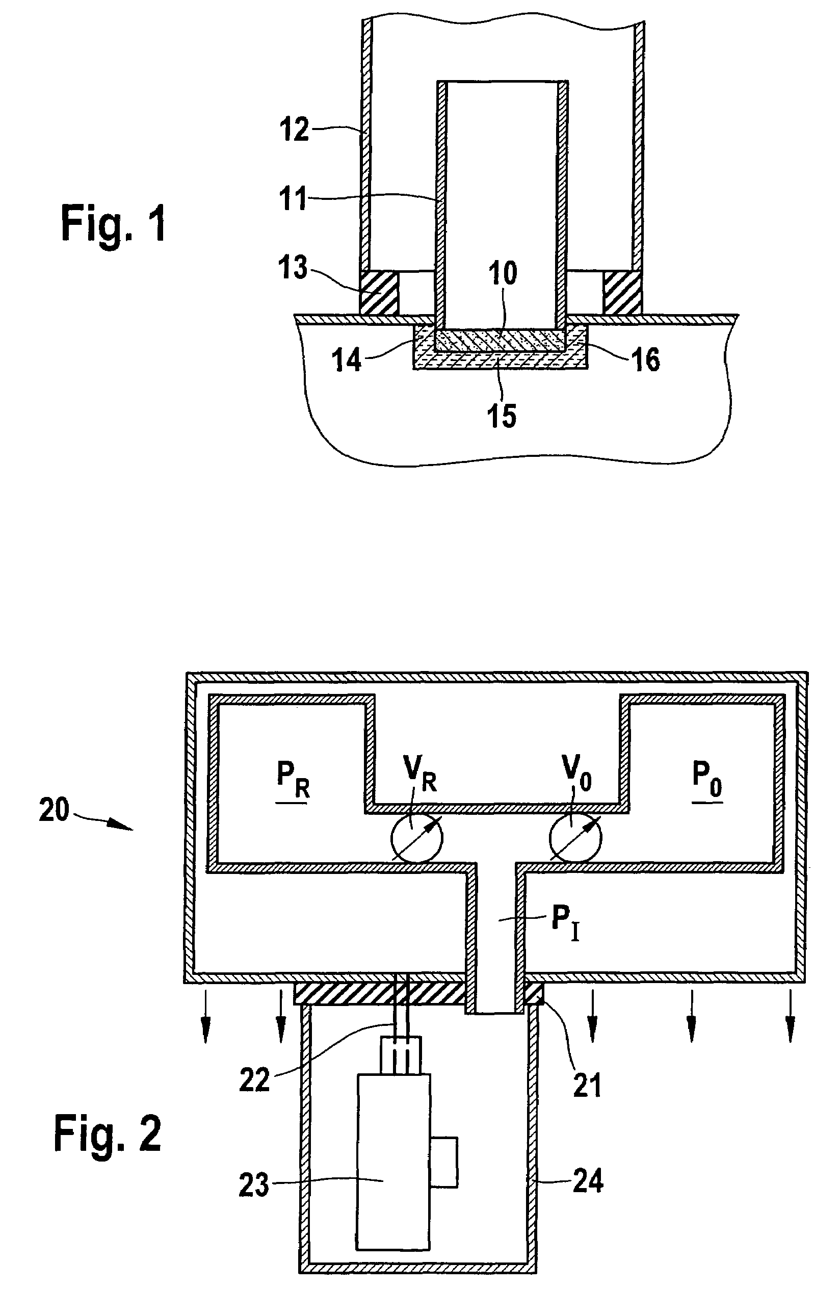 Device for testing at least one pressure sensor